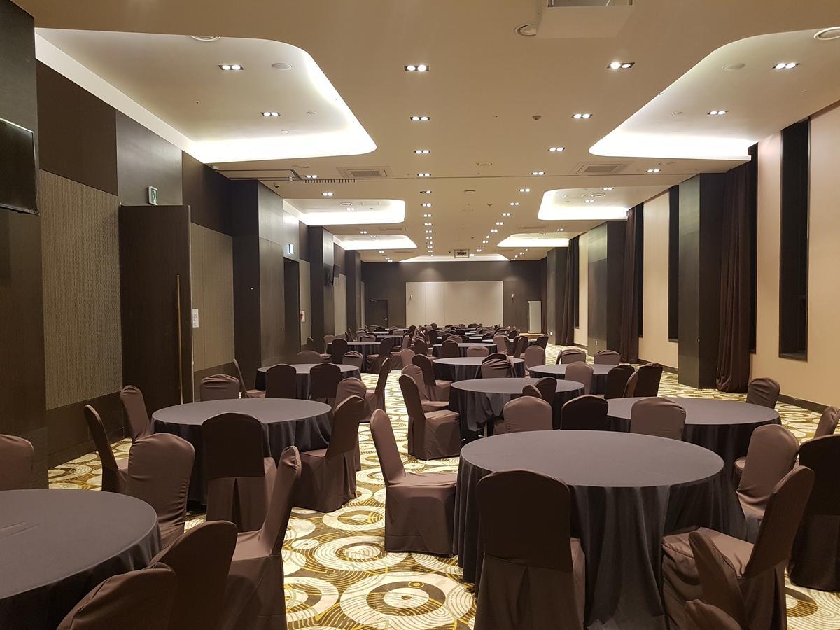 Hotel Ramada Encore By Wyndham Pyeongtaek Extérieur photo